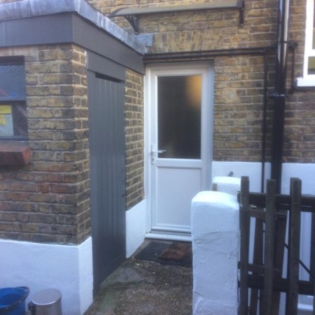 Exterior decorating & painting services in North London