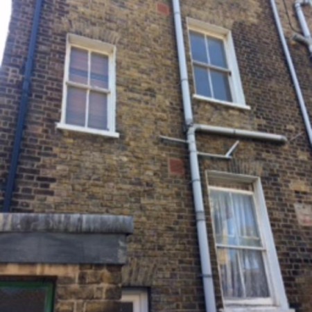 Exterior decorating & painting services in North London