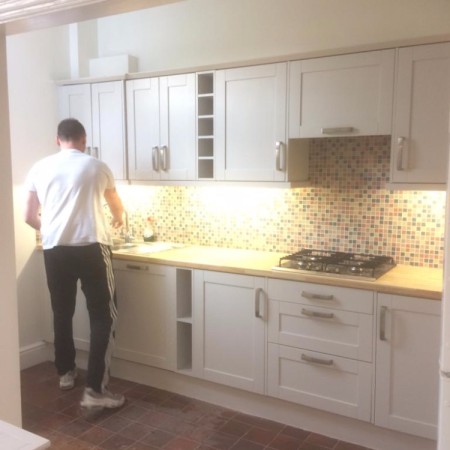 Painting a kitchen and kitchen units in Finchley N12